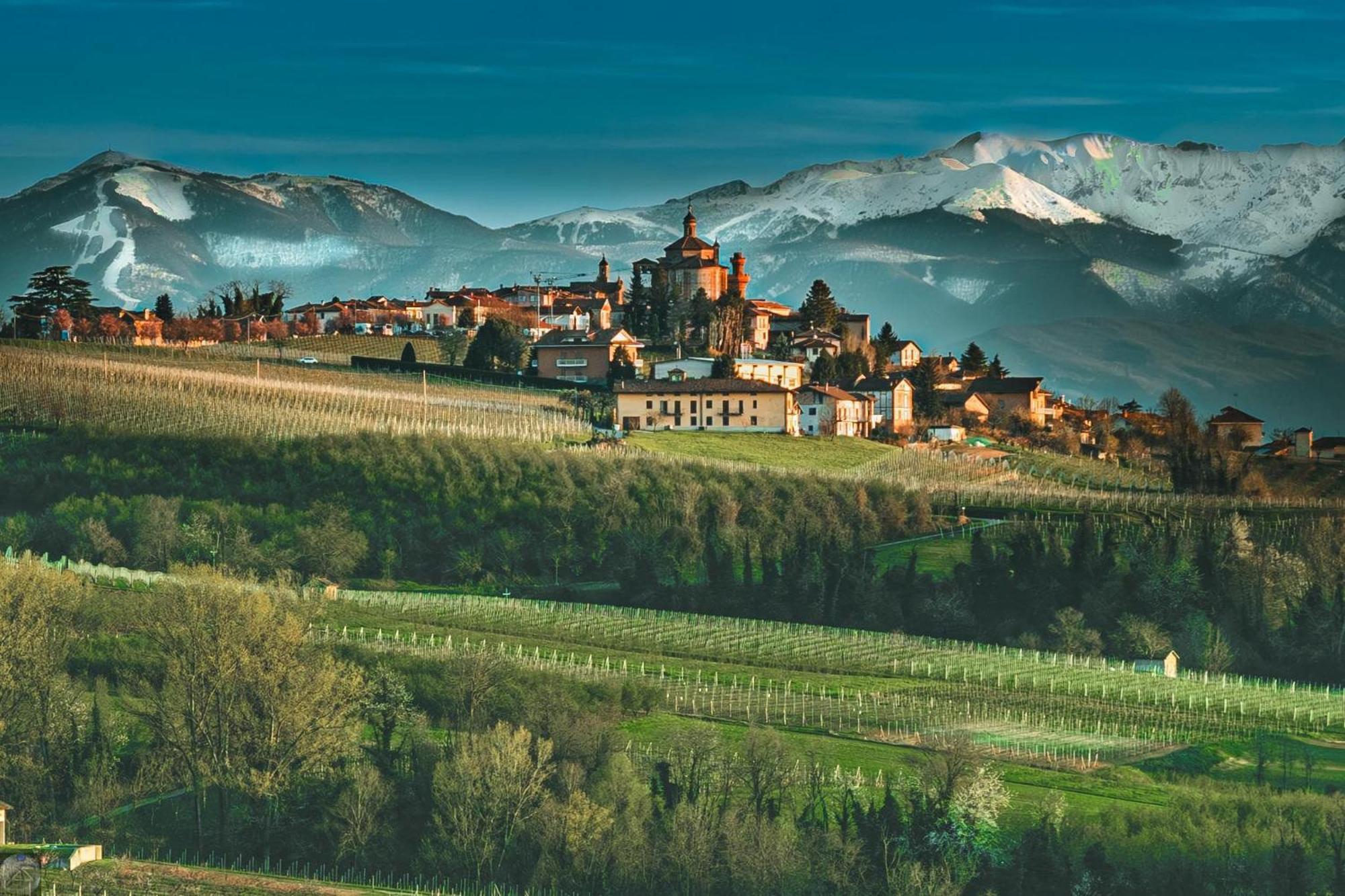 Vineho Leilighet Barolo Eksteriør bilde